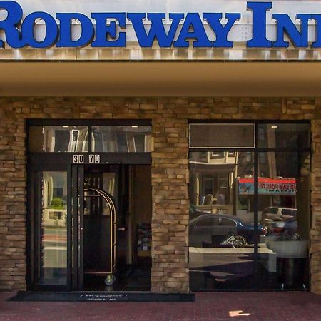 Rodeway Inn Bronx Zoo New York Exterior photo